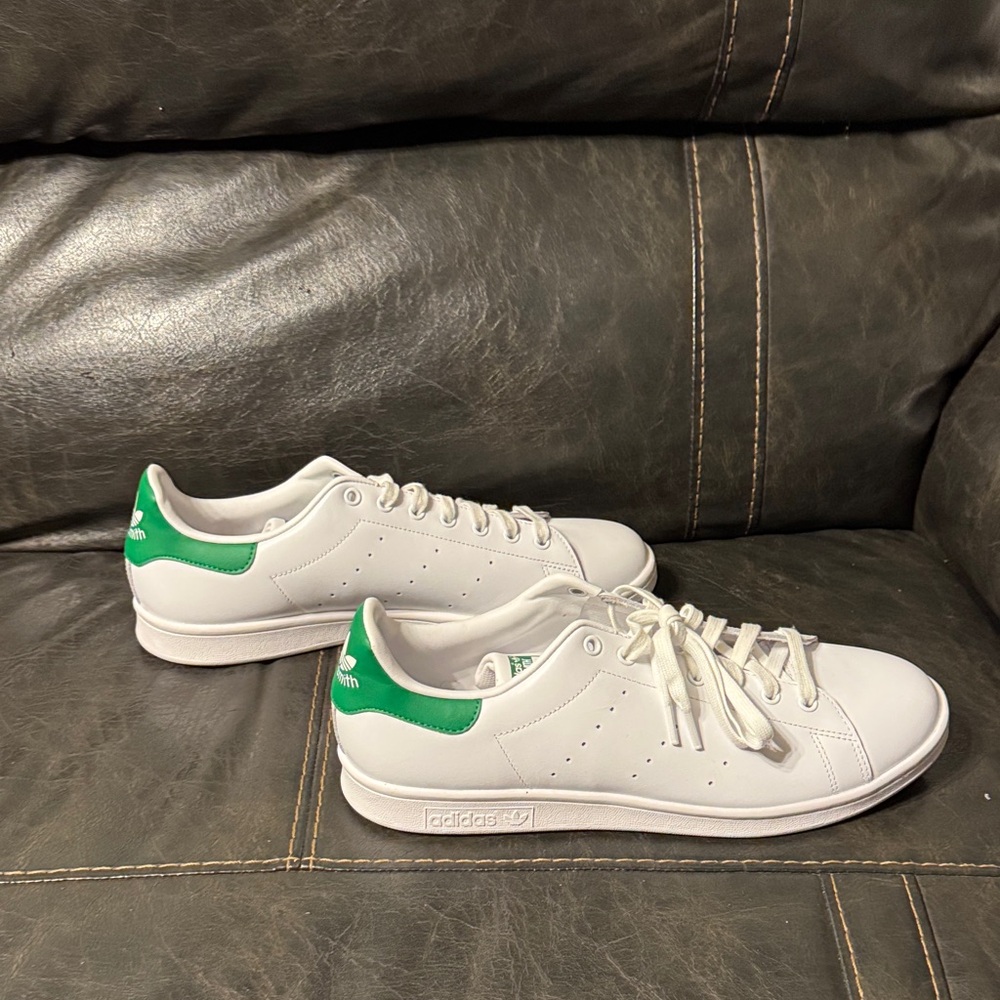 Adidas Stan Smith White with Green Highlights 13mens - Picture 4 of 6